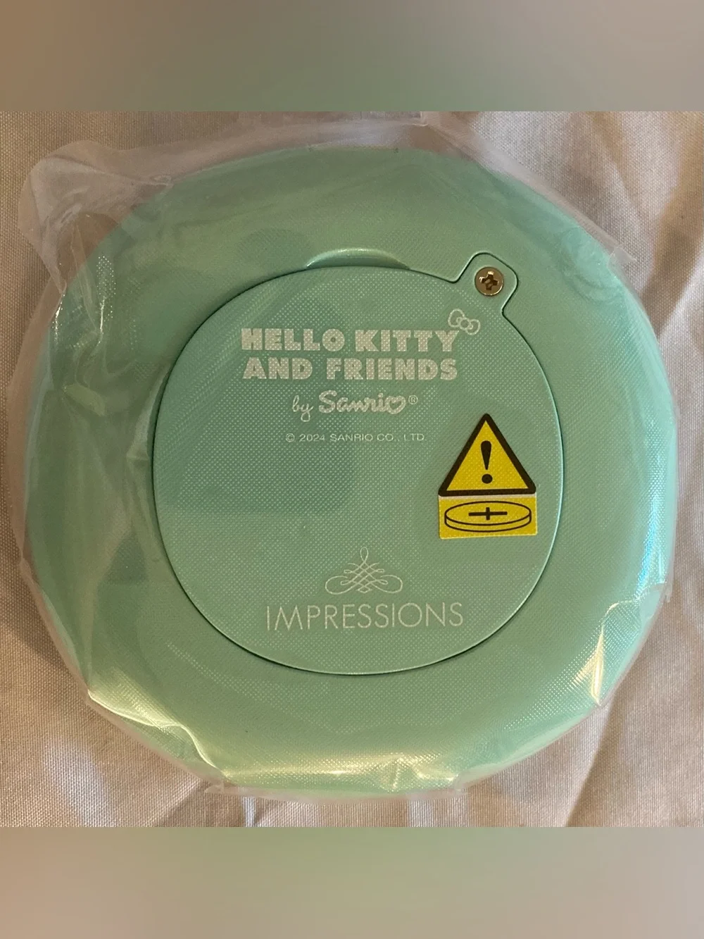 Hello Kitty and Friends Vacation LED Compact Mirror